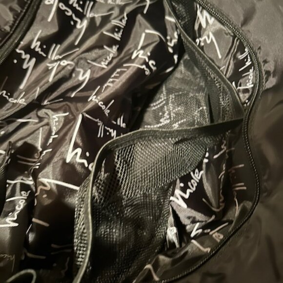 2 Nicole Miller Designer Shopper Bags - Picture 7 of 7